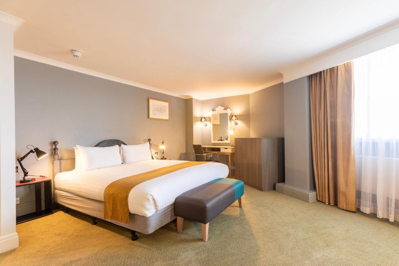 London By Ihg Hotel Sutton (Greater London)